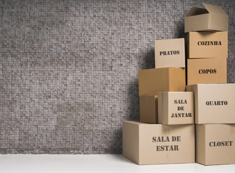 Caixa de papelão para mudança